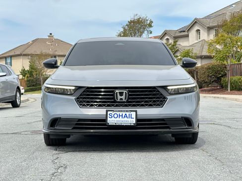 Used 2024 Honda Accord Hybrid Sport-L image 4