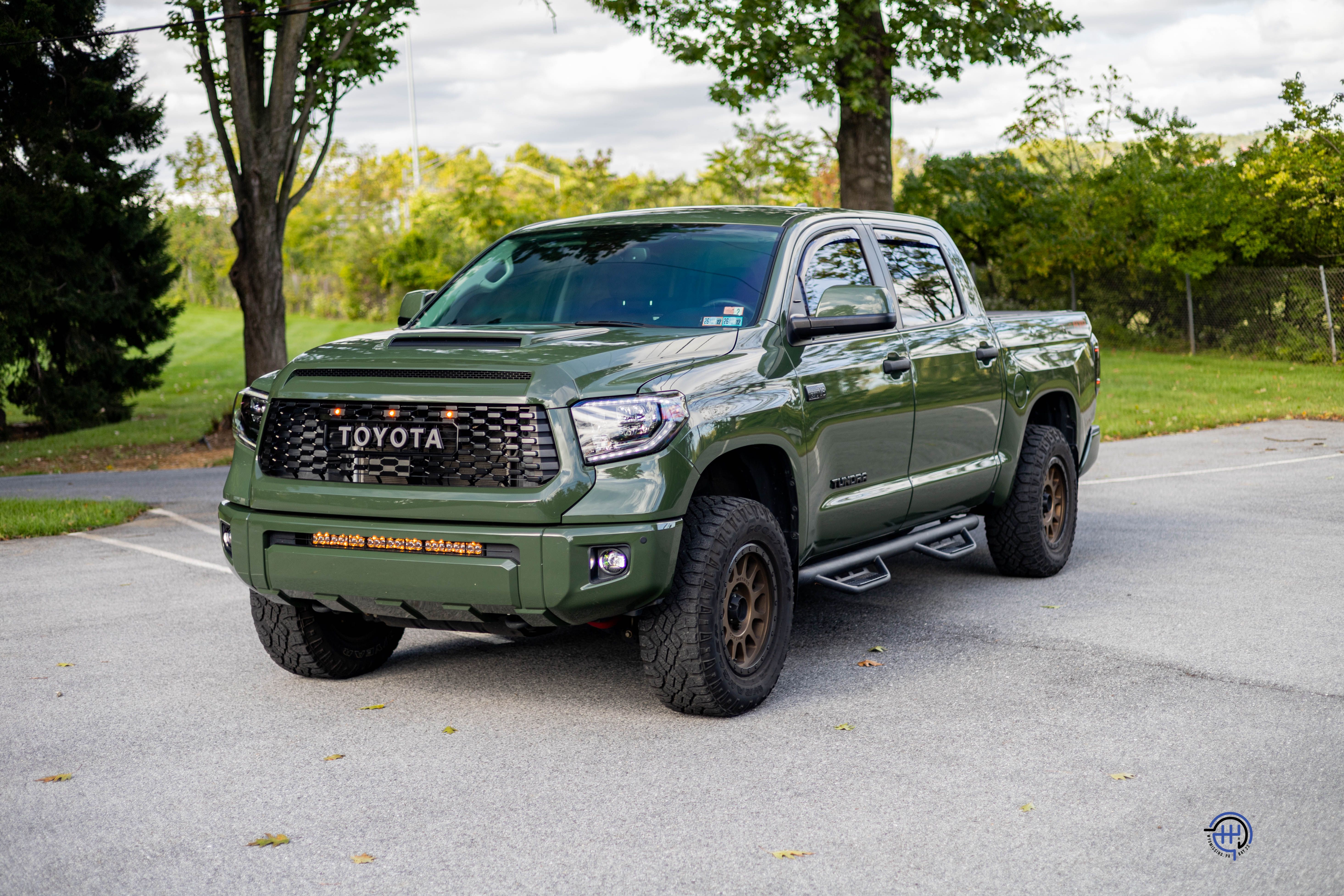 Used 2021 Toyota Tundra 4x4 CrewMax image 1