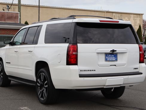 Used 2018 Chevrolet Suburban Premier image 5