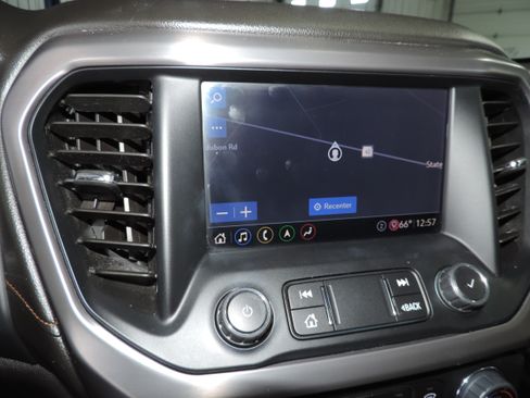 Used 2020 GMC Acadia AWD AT4 image 45