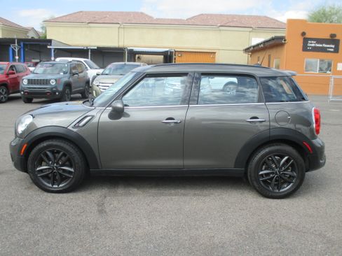Used 2014 MINI Cooper Countryman S FWD image 2