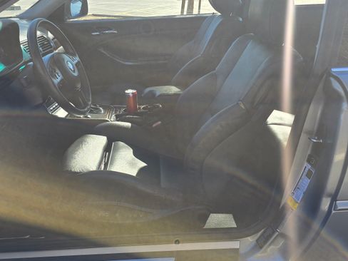 Used 2006 BMW 330Ci image 18