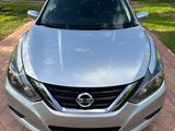 Used 2016 Nissan Altima 2.5 SV image 2