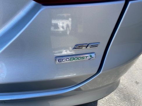 Used 2017 Ford Fusion SE image 20