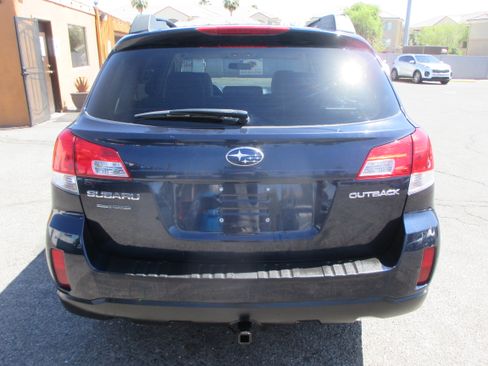 Used 2012 Subaru Outback 2.5i Premium AWD/4WD image 10