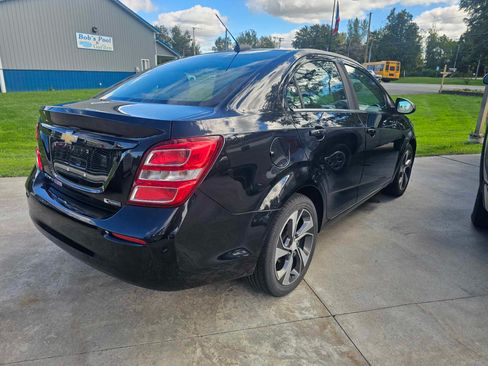 Used 2017 Chevrolet Sonic Premier image 5