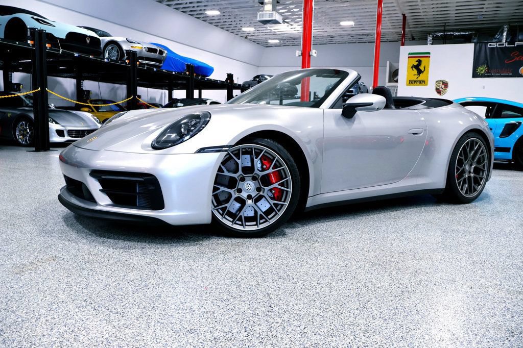 Used 2024 Porsche 911 GTS Cabriolet image 6