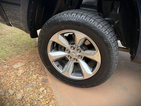 Used 2021 RAM 1500 Limited image 18