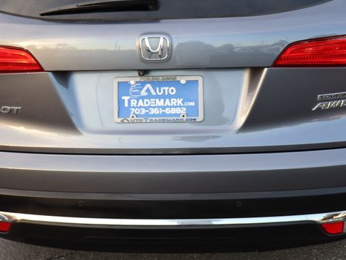 Used 2016 Honda Pilot Touring image 12