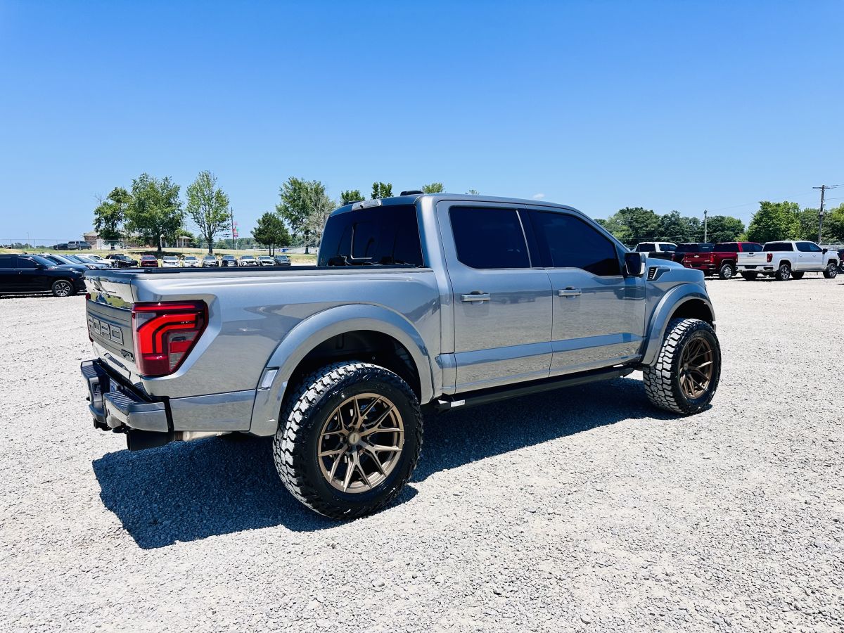 Used 2024 Ford F150 4x4 Crew Cab Raptor R image 10