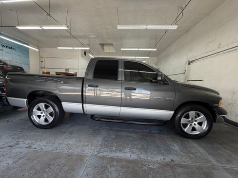 Used 2004 Dodge Ram 1500 Truck 2WD Quad Cab image 7