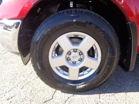 Used 2008 Nissan Frontier SE image 21
