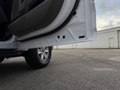 Used 2016 Ford F150 4x4 Regular Cab image 40