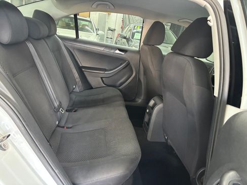 Used 2014 Volkswagen Jetta S image 14