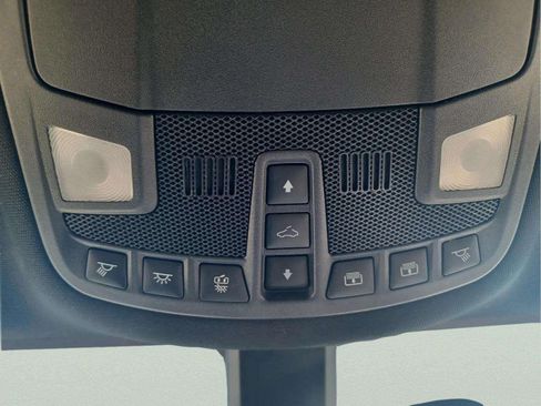 Used 2019 Lincoln MKC AWD Reserve image 23