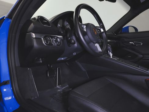 Used 2022 Porsche 718 Cayman S image 66