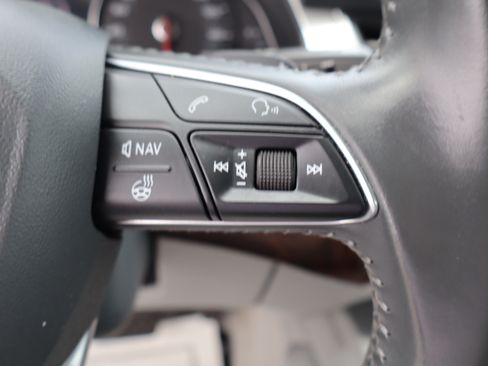 Used 2017 Audi Q7 2.0T Premium Plus AWD/4WD image 22