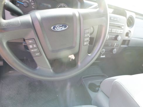 Used 2014 Ford F150 STX image 16