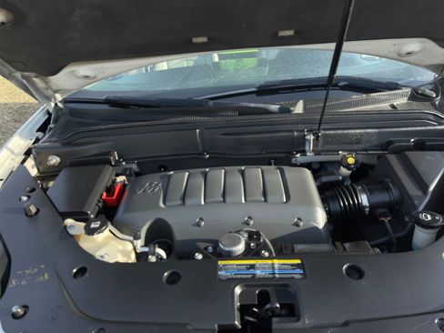 Used 2018 Jeep Wrangler Sahara image 12