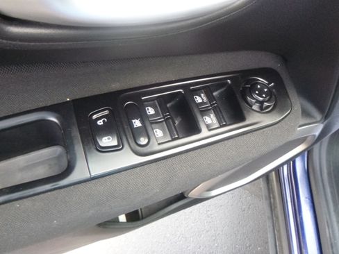 Used 2021 Jeep Renegade Latitude image 13