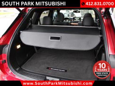 Used 2024 Mitsubishi Outlander SEL image 8