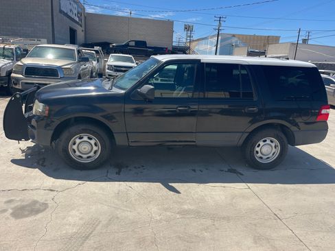 Used 2015 Ford Expedition XL AWD/4WD image 2