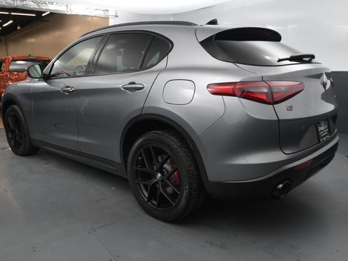 Used 2019 Alfa Romeo Stelvio Ti image 3