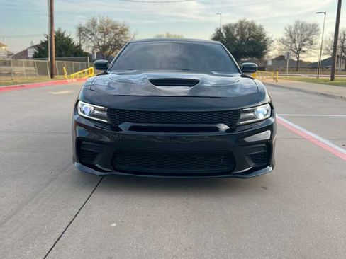 Used 2018 Dodge Charger Daytona Scat Pack RWD image 5