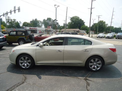 Used 2013 Buick LaCrosse Premium FWD image 9