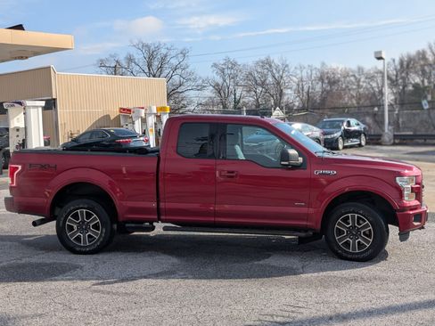 Used 2015 Ford F150 XLT image 8