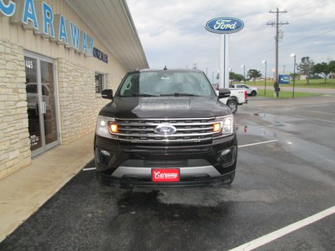 Used 2021 Ford Expedition 2WD XLT image 19