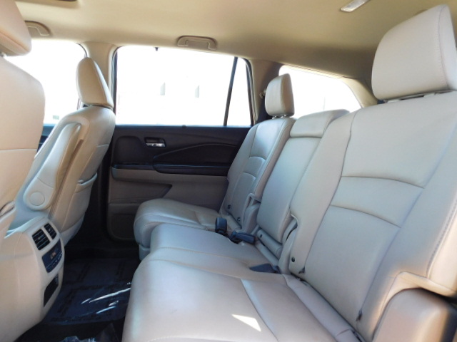 Used 2020 Honda Pilot FWD EX-L image 24