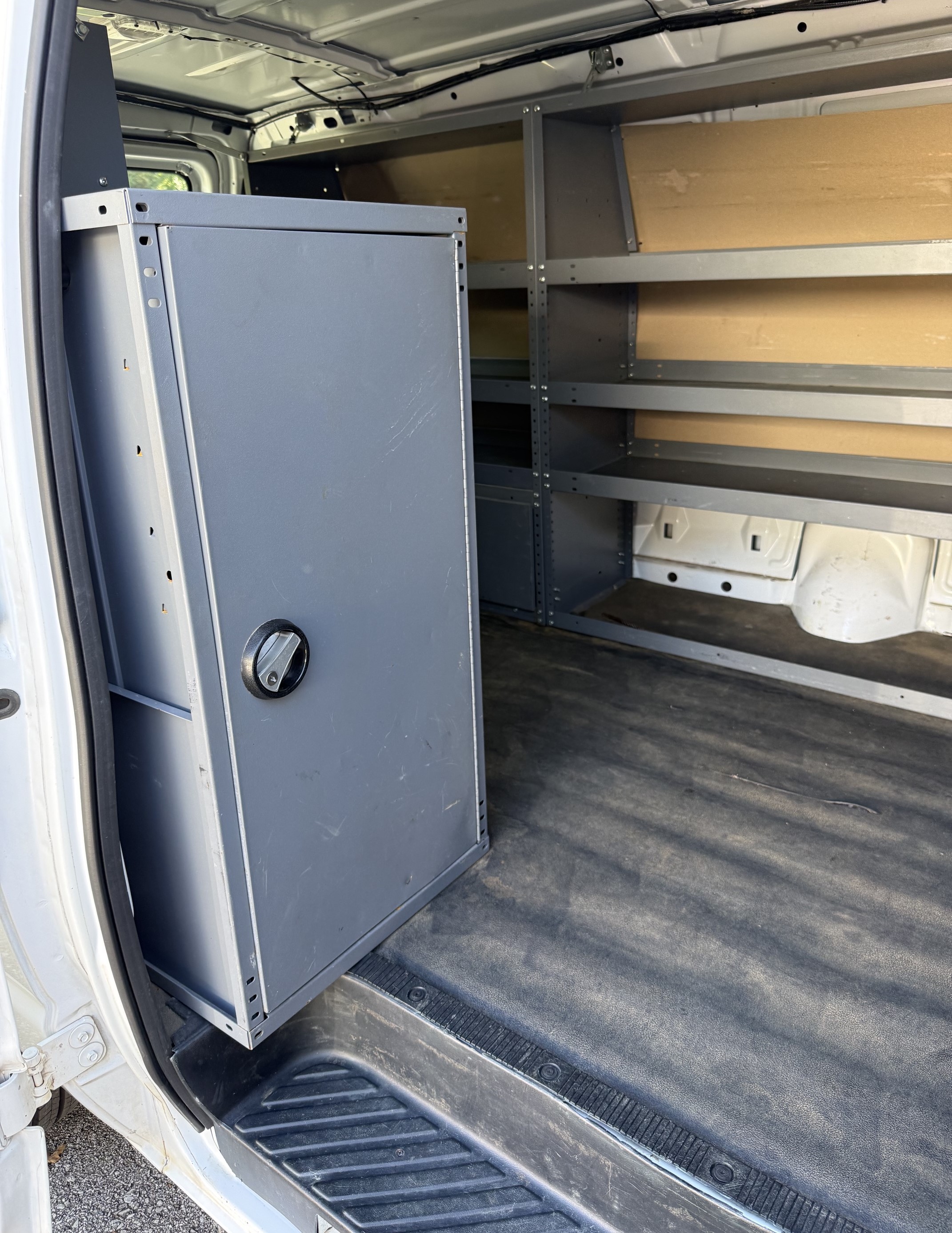 Used 2012 Ford E-150 and Econoline 150 XL RWD image 9