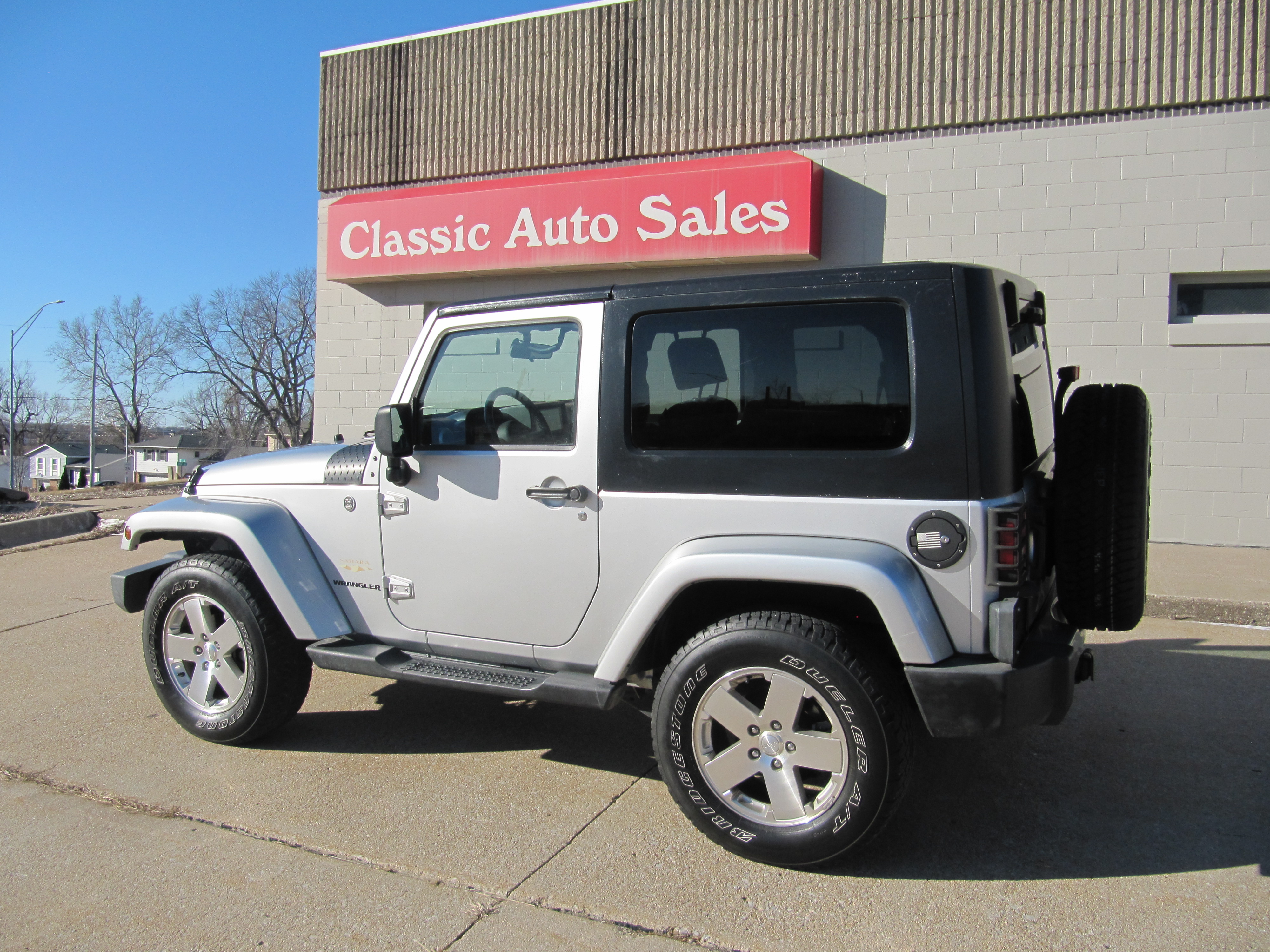 Used 2008 Jeep Wrangler Sahara AWD/4WD image 4