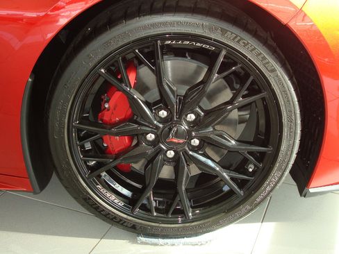 New 2026 Chevrolet Corvette Stingray 2LT image 21