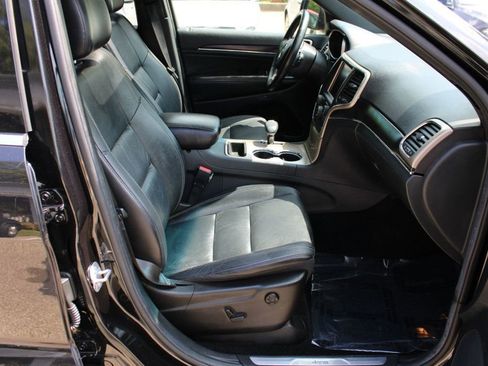 Used 2014 Jeep Grand Cherokee Limited image 25
