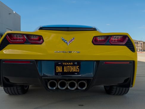 Used 2014 Chevrolet Corvette 2LT image 6