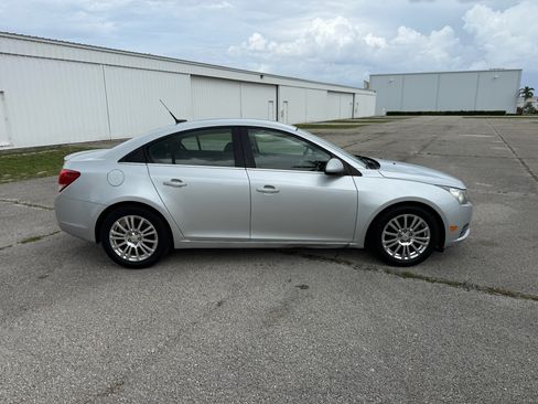 Used 2011 Chevrolet Cruze Eco FWD image 43