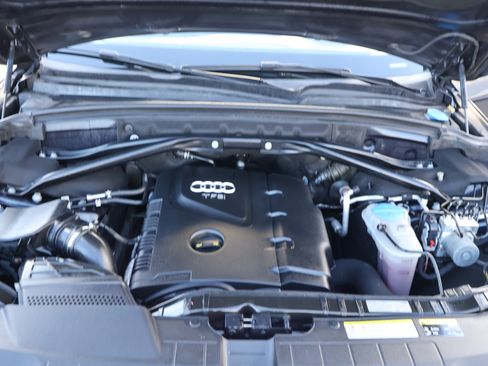 Used 2017 Audi Q5 2.0T Premium Plus image 38
