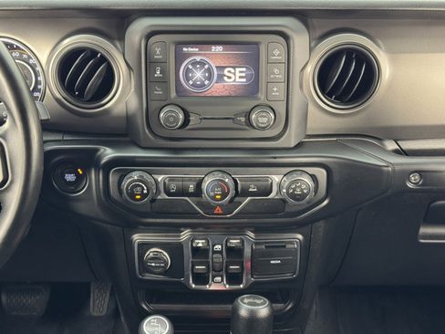 Used 2021 Jeep Wrangler Unlimited Willys image 20