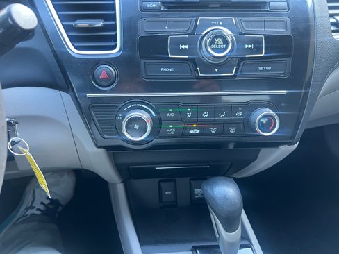 Used 2013 Honda Civic LX Sedan image 11