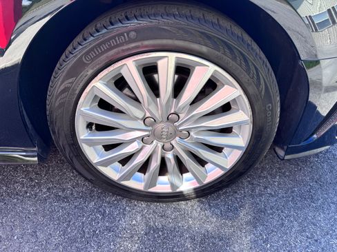 Used 2016 Audi A3 e-tron Premium image 13