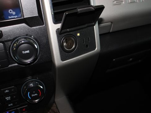 Used 2019 Ford F250 4x4 Crew Cab Super Duty image 39