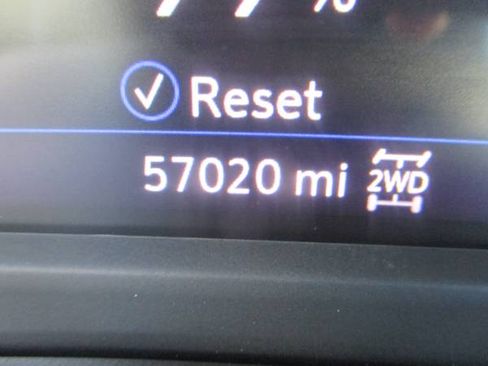 Used 2019 Cadillac XT4 Sport image 2