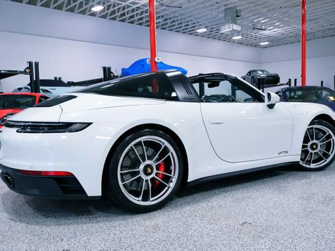 Used 2024 Porsche 911 Targa 4 GTS image 12