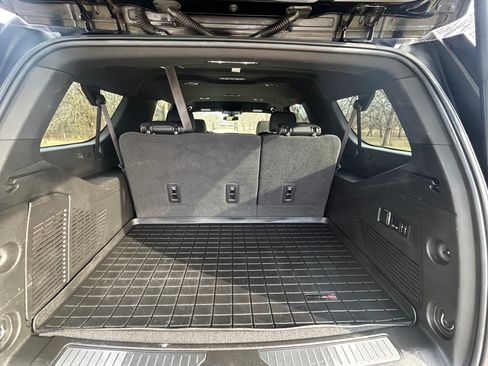 Used 2022 GMC Yukon XL AT4 image 15