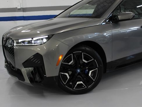 Used 2024 BMW iX M60 image 6