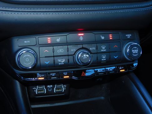 Used 2022 Dodge Durango GT Plus image 8