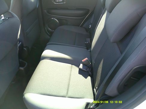 Used 2019 Honda HR-V EX image 12