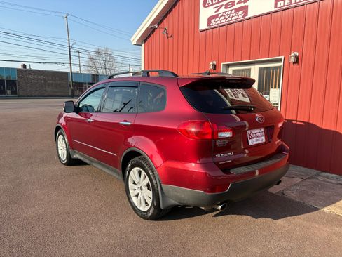 Used 2010 Subaru Tribeca Limited image 4